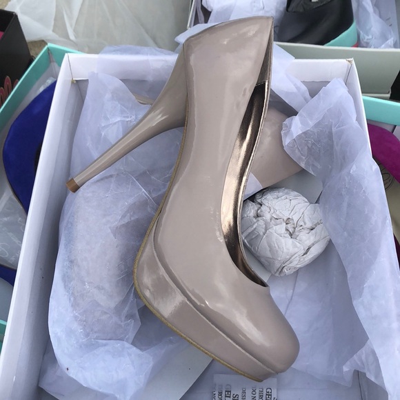 Nude heels - Picture 2 of 3